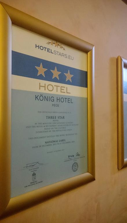 Konig Hotel Pécs Esterno foto